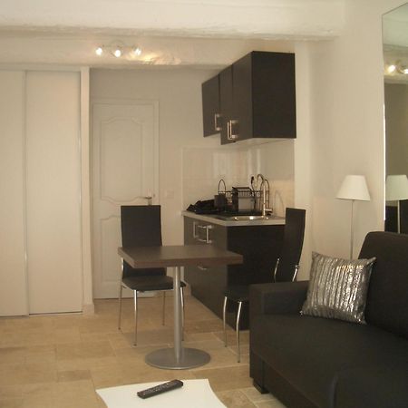 Appartement 3 Studios Centre Ville Saint Tropez Avec Parking Buitenkant foto