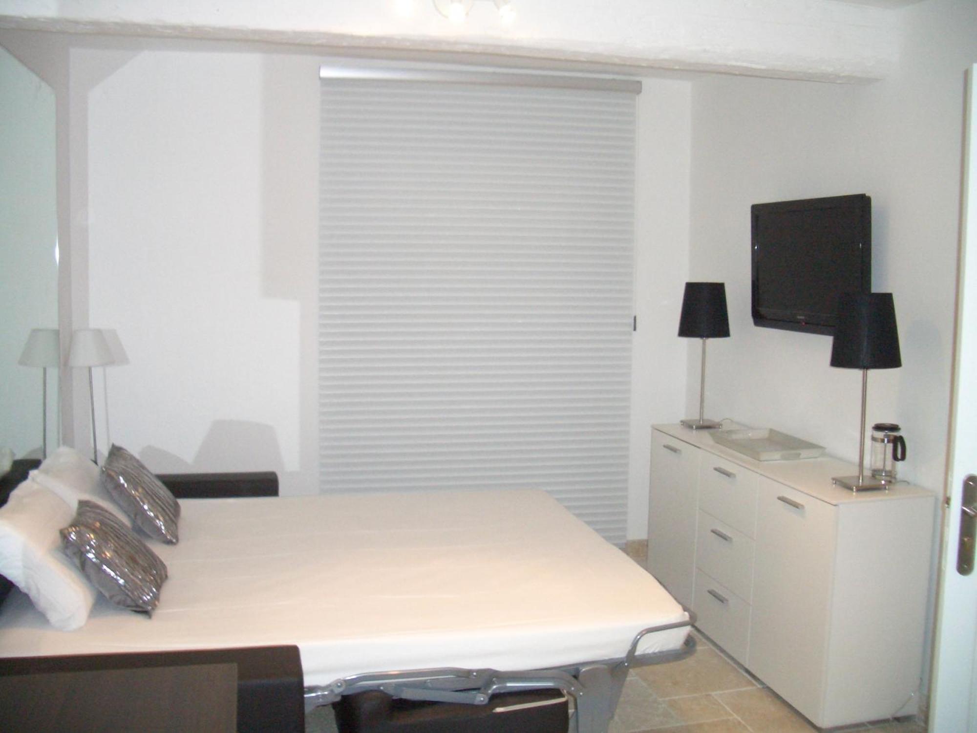 Appartement 3 Studios Centre Ville Saint Tropez Avec Parking Buitenkant foto